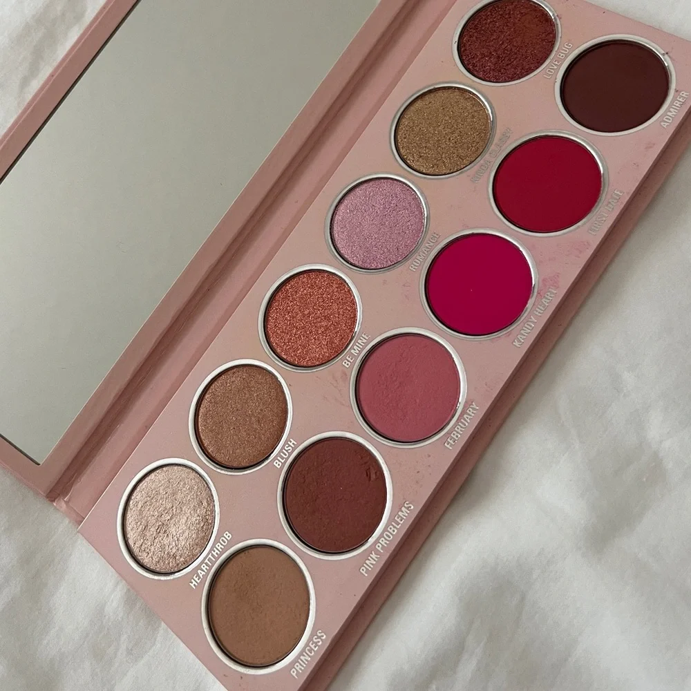 KYLIE Pressed‎ Powder Palette – Pink Packaging with Bold Red Logo